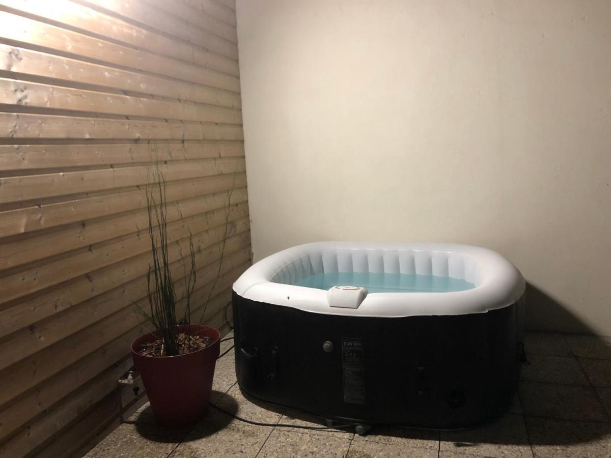 Maison Tout Confort Corbie Esterno foto