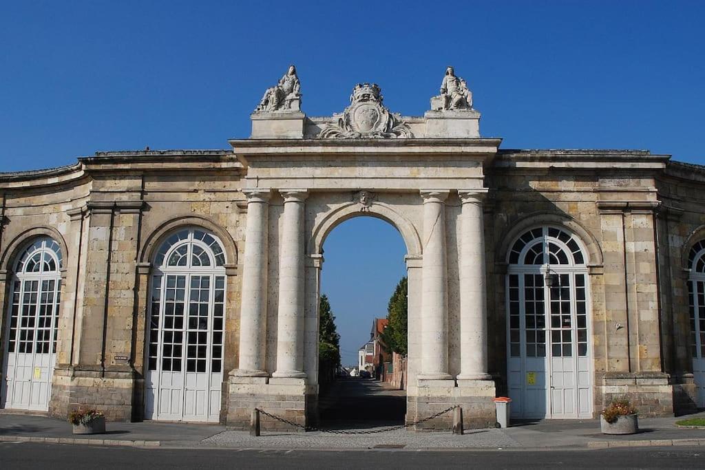 Maison Tout Confort Corbie Esterno foto